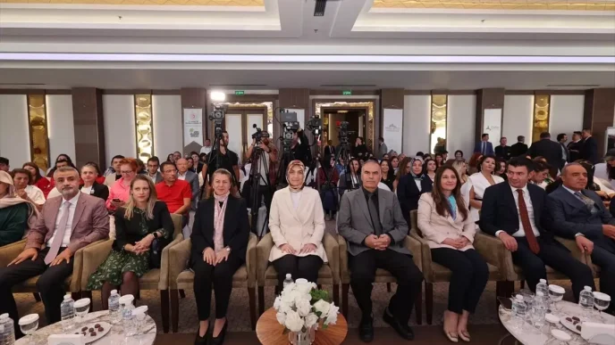 Afyonkarahisarda Uluslararasi Girisimci Kadinlar ve Gencler Zirvesi Duzenleniyor