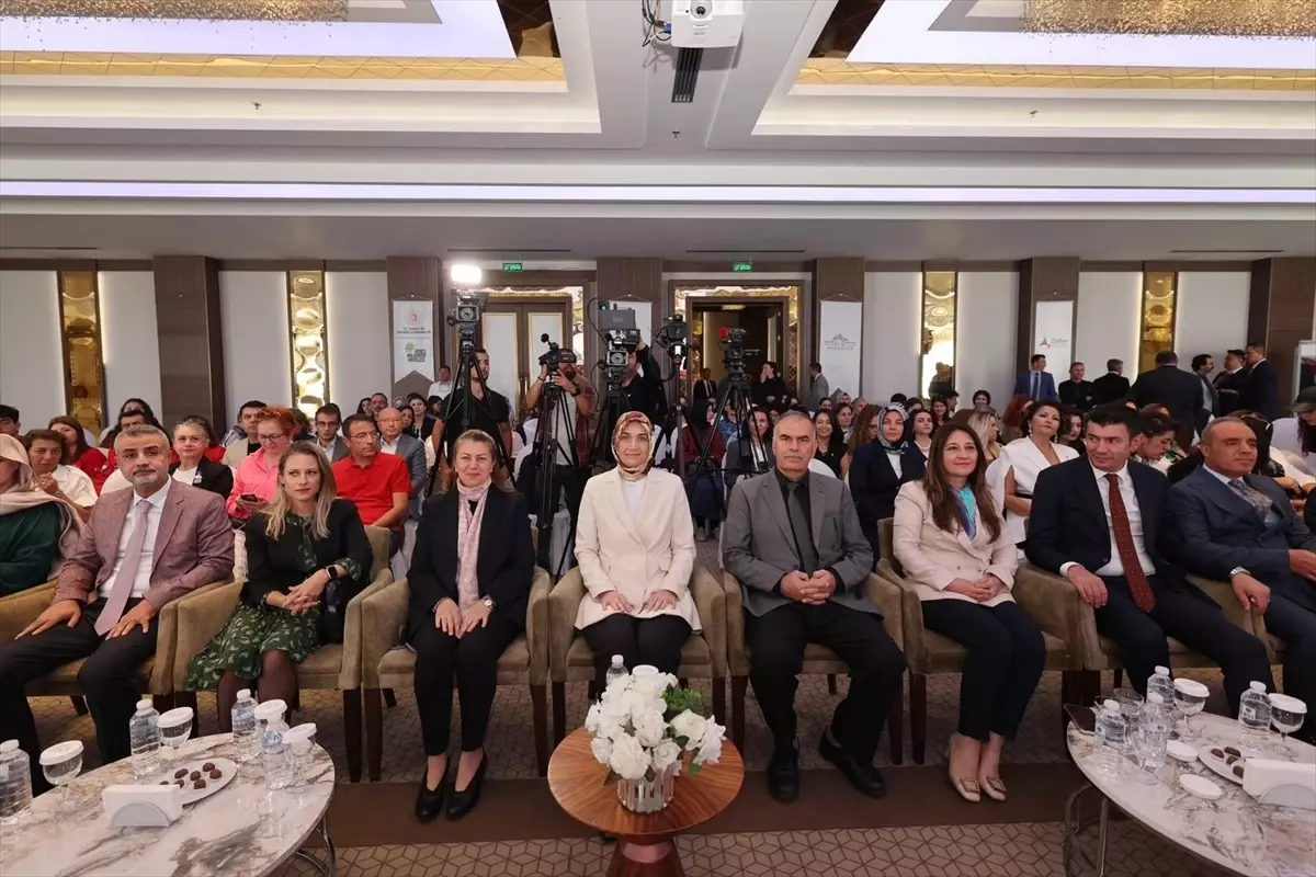 Afyonkarahisarda Uluslararasi Girisimci Kadinlar ve Gencler Zirvesi Duzenleniyor