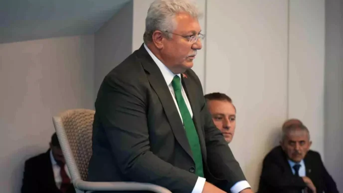 Akbasoglu Umut Yeniden AK Partidir