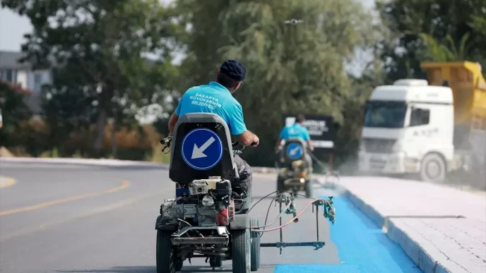 Akyazida 2 Kilometrelik Bisiklet Yolu Acildi