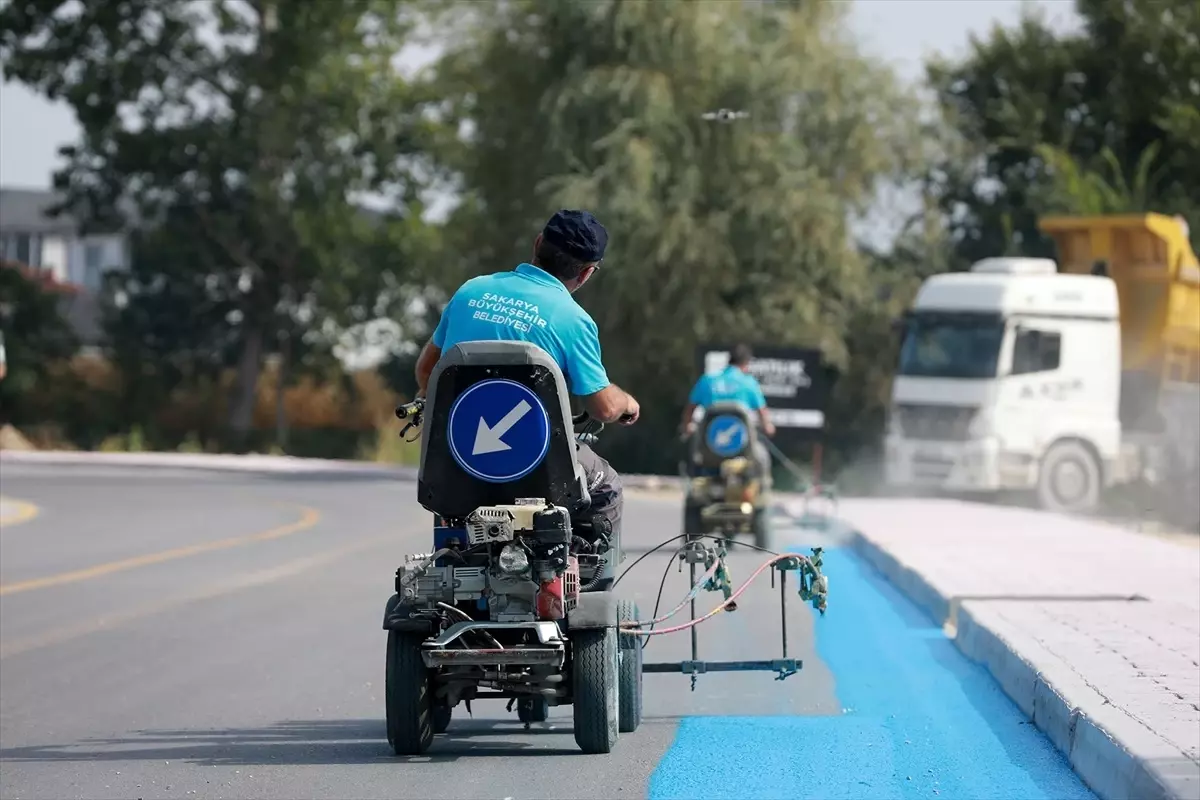 Akyazida 2 Kilometrelik Bisiklet Yolu Acildi