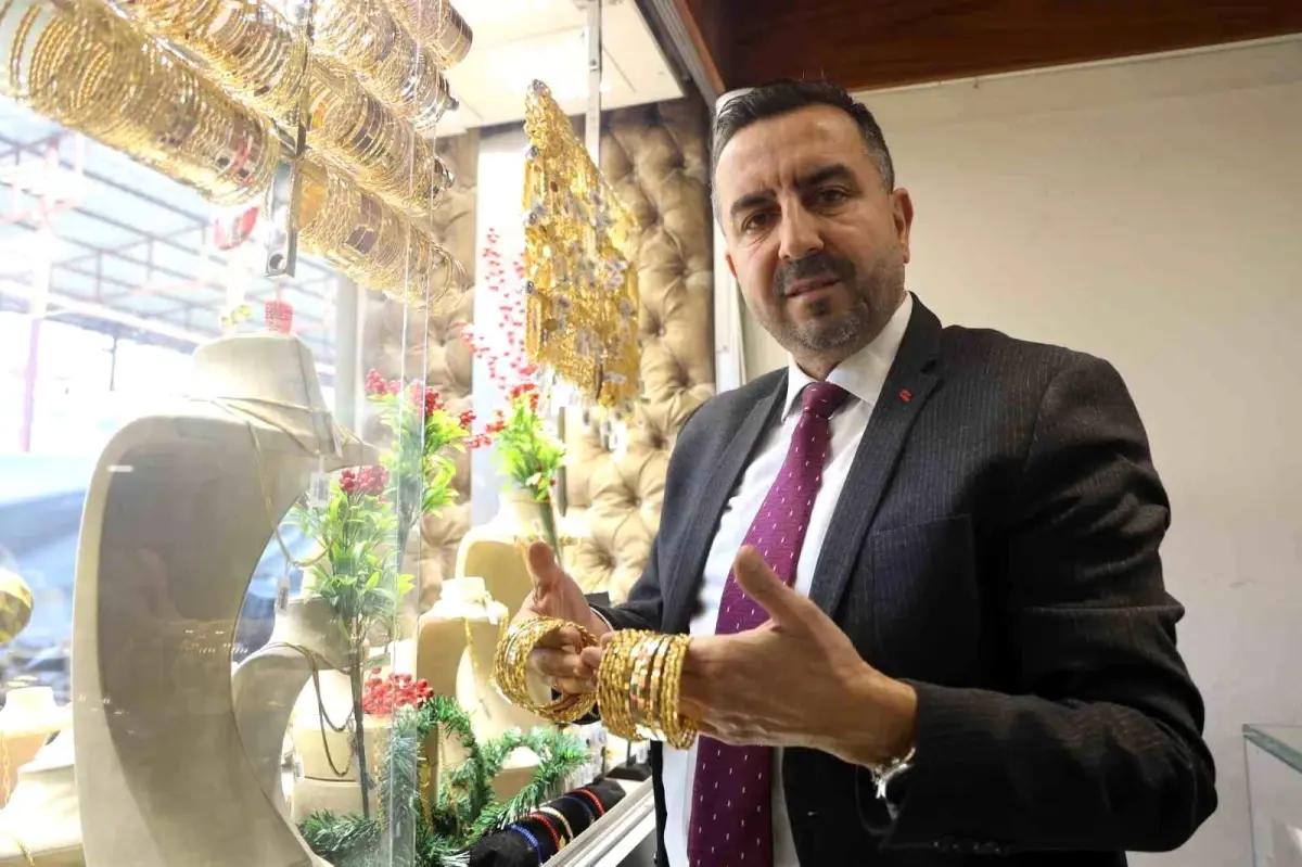 Altin Fiyatlarinin Yukselisi Devam Ediyor Yil Sonu Tahminleri