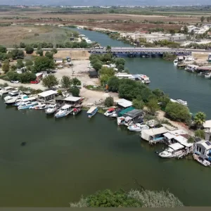 Antalya Acisu Nehrinde Kacak Yapilasma Artiyor