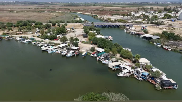 Antalya Acisu Nehrinde Kacak Yapilasma Artiyor