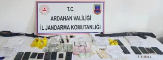 Ardahanda Hayvan Ticaretinde Dolandiricilik Operasyonu 4 Tutuklama