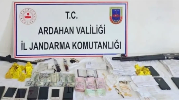 Ardahanda Hayvan Ticaretinde Dolandiricilik Operasyonu 4 Tutuklama