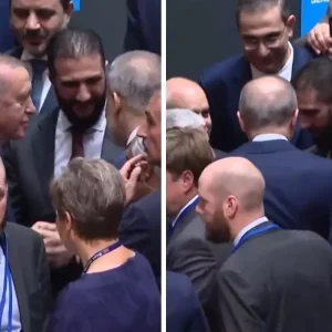 BM zirvesinde tarihi goruntuler Sara ile Erdogandan ayakustu sohbet