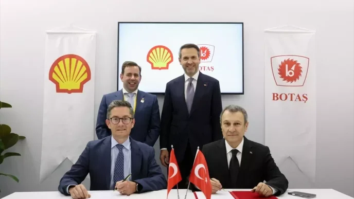 BOTAS ile Shell Arasinda 24 Milyar Metrekupluk LNG Anlasmasi Imzalandi