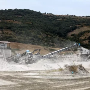 Bafra Belediyesi Kirsal Mahallelerde Beton Yollari Hizlandiriyor