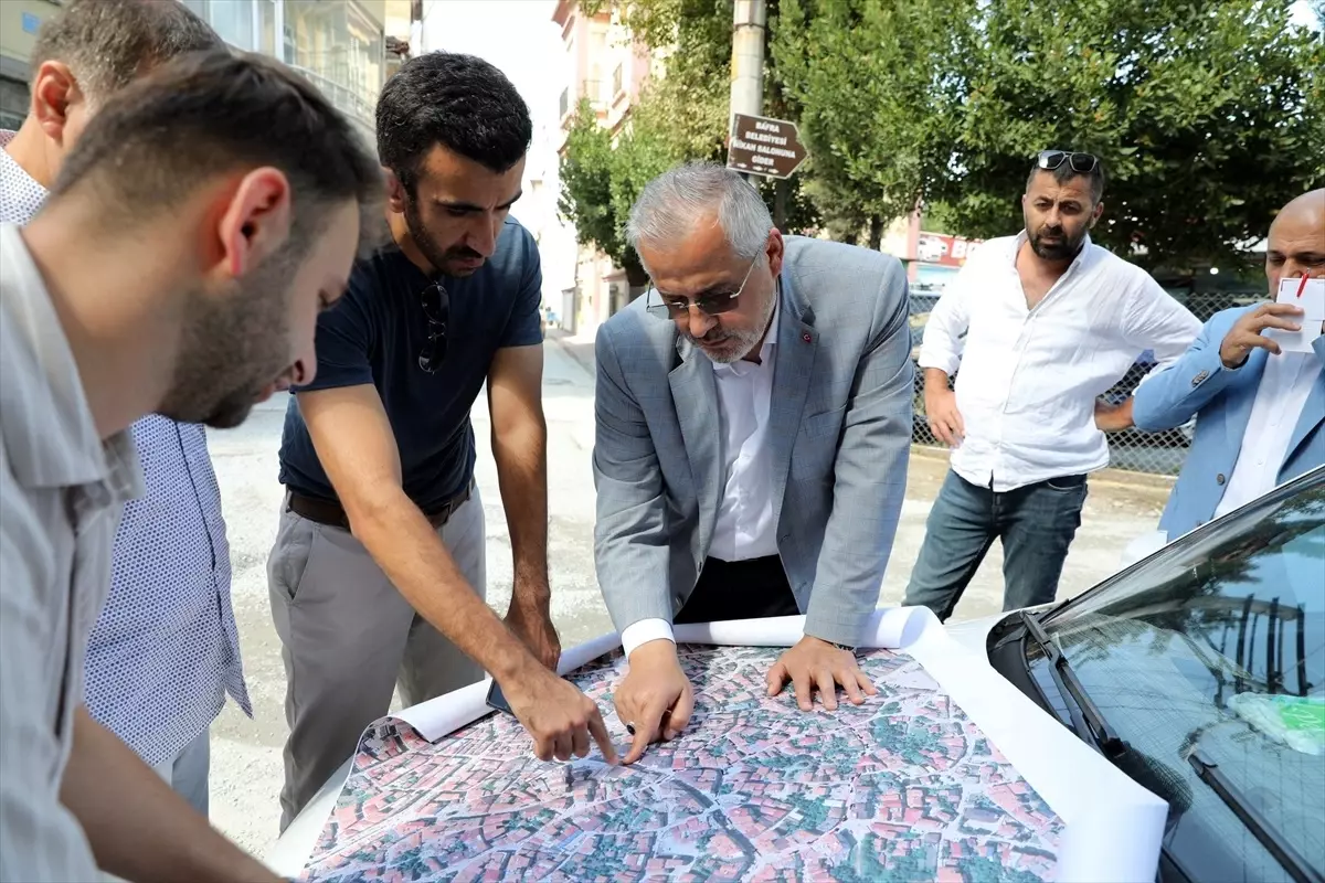 Bafra Belediyesi Yol ve Kaldirim Calismalarina Devam Ediyor