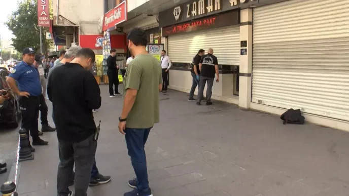 Bagcilarda Kuyumcu Soyma Girisimi Haberler