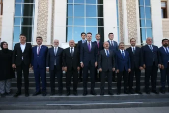 Bakan Bayraktar Adiyaman Ayaga Kalkmis Bir Sehir