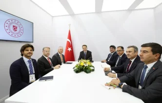 Bakan Bayraktar Chevron Yoneticileri ile Enerji Gorusmesi Yapti