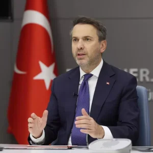 Bakan Bayraktar Nukleer Enerji Turkiyenin Enerji Vizyonunda Merkezi Rol Oynuyor