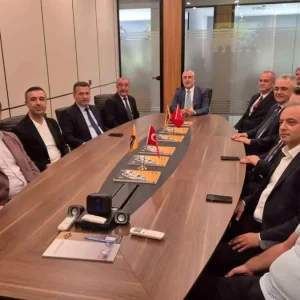 Bakan Isikhan Silivride Far Fabrikasi Ziyareti Gerceklestirdi