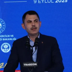 Bakan Kurum Deprem bolgesinde yil sonuna kadar evine girmeyen kimseyi