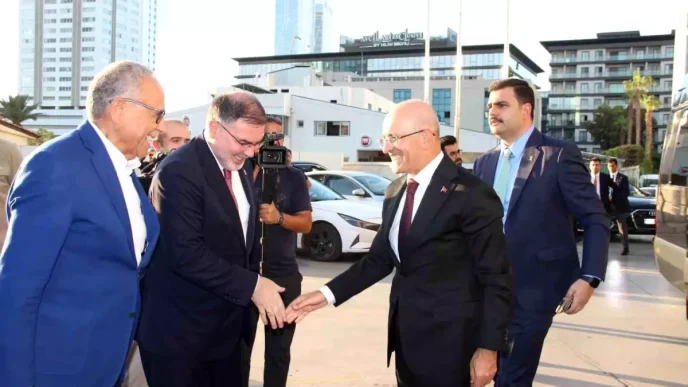 Bakan Simsek Izmir Is Insanlariyla Istisareler Verimli Oldu