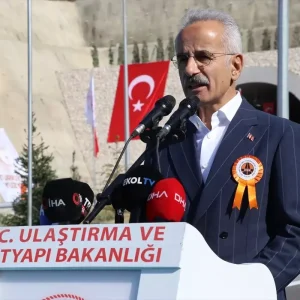 Bakan Uraloglu Amasyada Aydinca Varyanti ve Sehit Ahmet Ozsoy Tunelinin