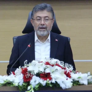 Bakan Yumakli Hassas davranmaliyiz cok kucuk bir problemin devasa alanlari