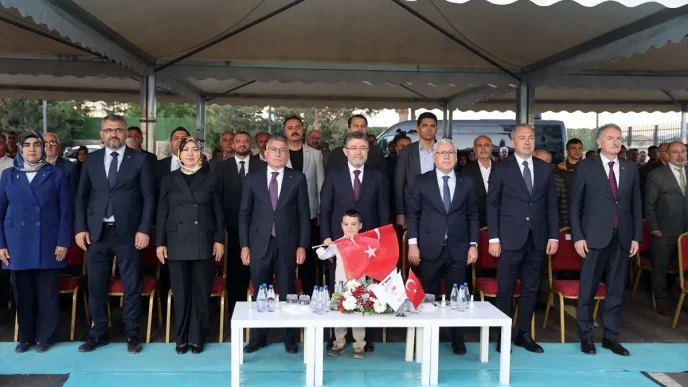 Bakan Yumakli TMO 600den Fazla Alim Noktasi Acti