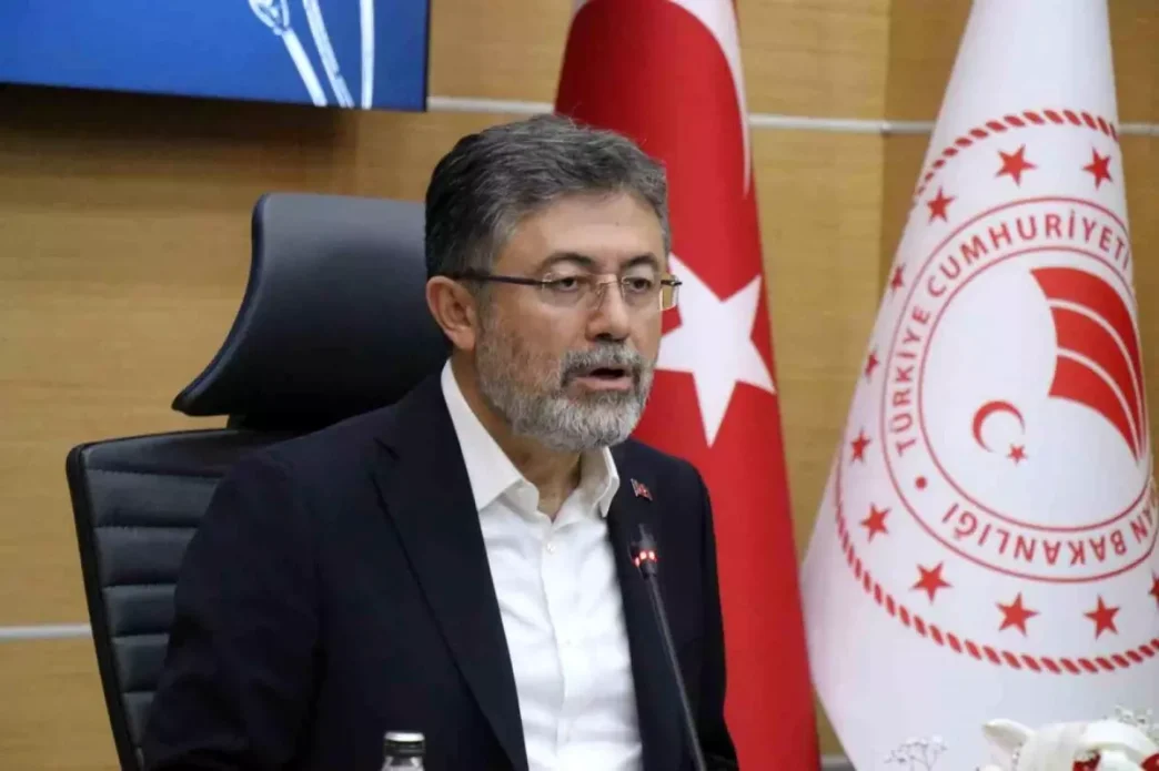 Bakan Yumakli Ureticimizin emegi kirmizi cizgimizdir