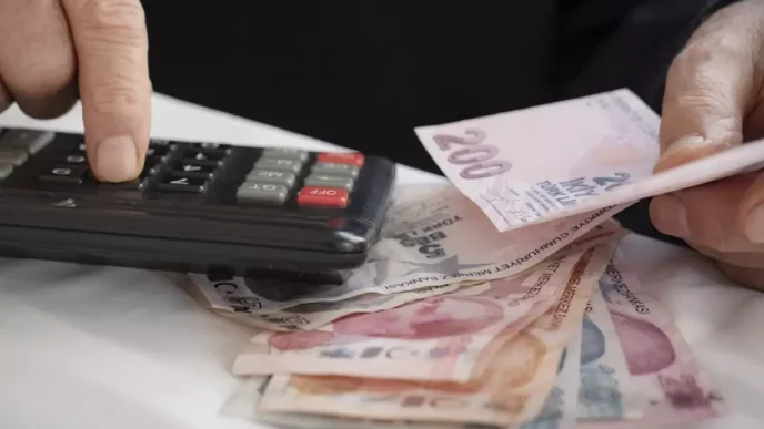Bankalar kiyasiya yarista Emekli promosyonlari 35 bin TLye cikabilir
