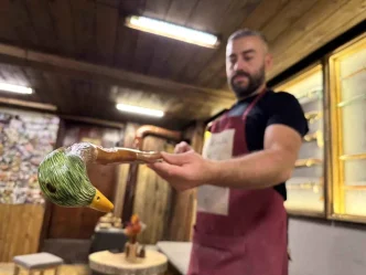 Bastonculugu Gelecege Tasiyan El Sanatcisi Ali Yapici