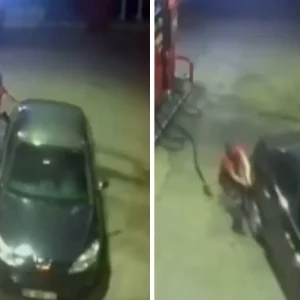 Benzin koydugu arac hareket etti elindeki firlatip araci tutmaya calisti