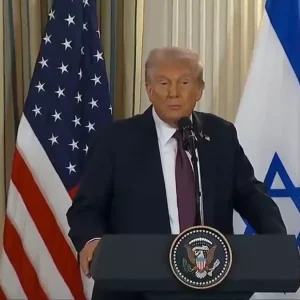 Beyaz Saray Trumpin Gazze planini acikladi