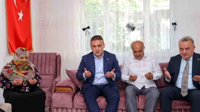 Bilecik Valisi Faik Oktay Sozer Bozuyukte temaslarda bulundu