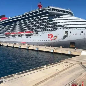 Bodruma Iki Luks Gemiden 2611 Yolcu Geldi
