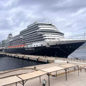 Bodruma Ilk Kez Gelen Nieuw Statendam Yolcu Gemisi 2592 Yolcu