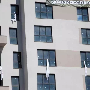 Boluda Grand Kartal Otel Faciasinda Farkindalik Cagrisi