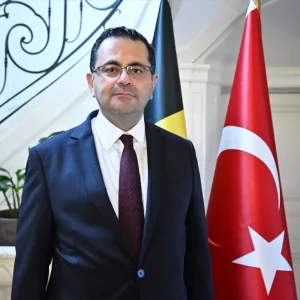 Buyukelci Tantekin Belcika ile Ikili Iliskilerin Guclenmesine Vurguda Bulundu