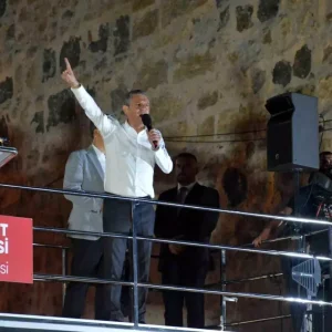 CHP Genel Baskani Ozelden ilginc tespit CHPli baskanlarin yonettigi Sinop