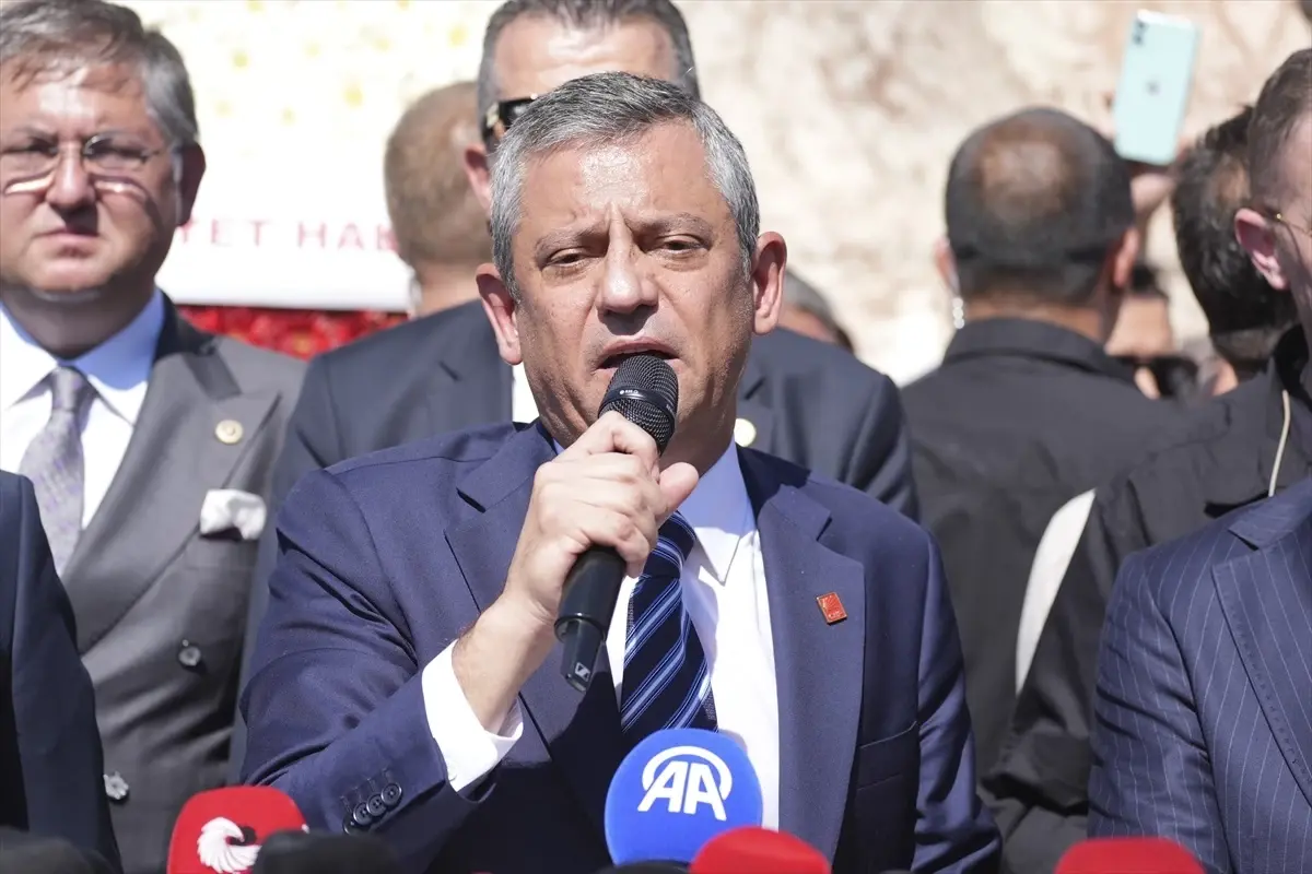 CHP Genel Baskani Ozgur Ozel Partinin Birligi ve Dayanismasi Uzerine