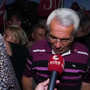 CHP Zeytinburnu Mitinginde Iktidara Elestiriler Yagdi