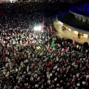 CHPnin Zeytinburnu Mitingi Ozgur Ozel Ak Partiye Koltuk Degnegi Olan