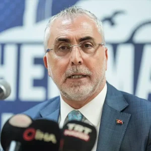 Calisma ve Sosyal Guvenlik Bakani Isikhan AK Parti Silivri Ilce