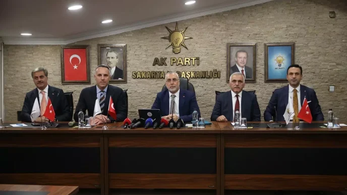 Calisma ve Sosyal Guvenlik Bakani Isikhan Sakaryada konustu Aciklamasi