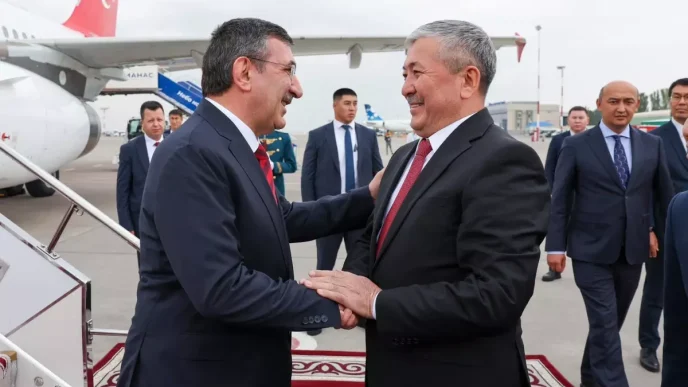 Cevdet Yilmaz Kirgizistanda KEK Toplantisina Katildi
