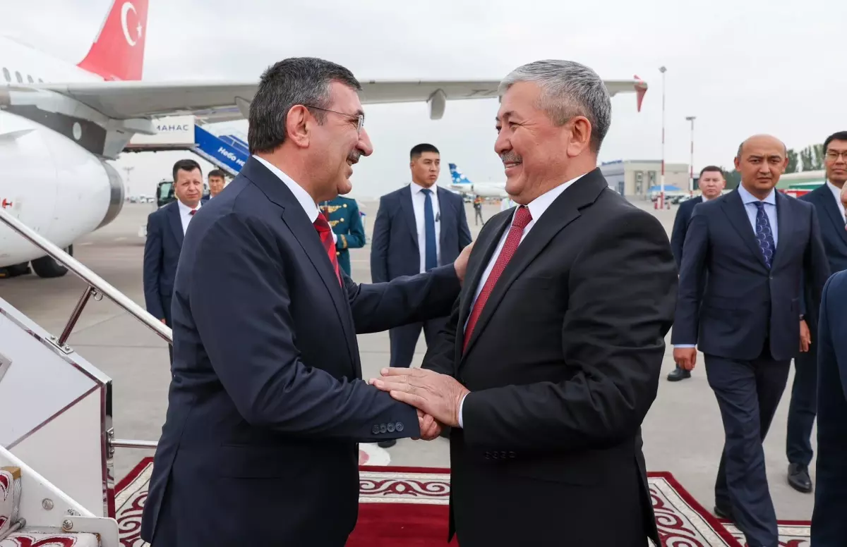 Cevdet Yilmaz Kirgizistanda KEK Toplantisina Katildi