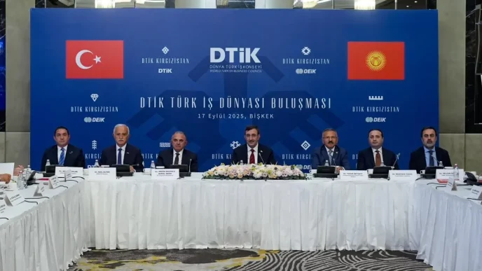 Cevdet Yilmaz Kirgizistanda Turk Is Dunyasi Bulusmasina Katildi