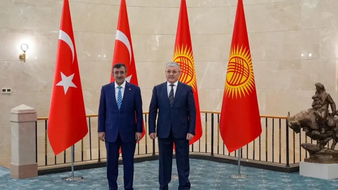 Cumhurbaskani Yardimcisi Cevdet Yilmaz Kirgizistanda Ekonomik Isbirligini Guclendirdi