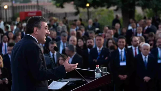 Cumhurbaskani Yardimcisi Yilmaz Biz Avrupa Birligiyle pozitif bir gundem olusturmak