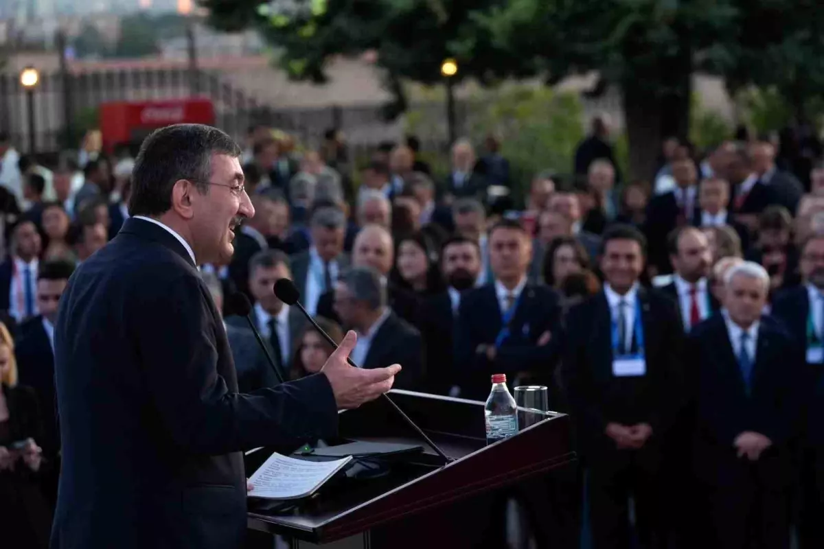Cumhurbaskani Yardimcisi Yilmaz Biz Avrupa Birligiyle pozitif bir gundem olusturmak