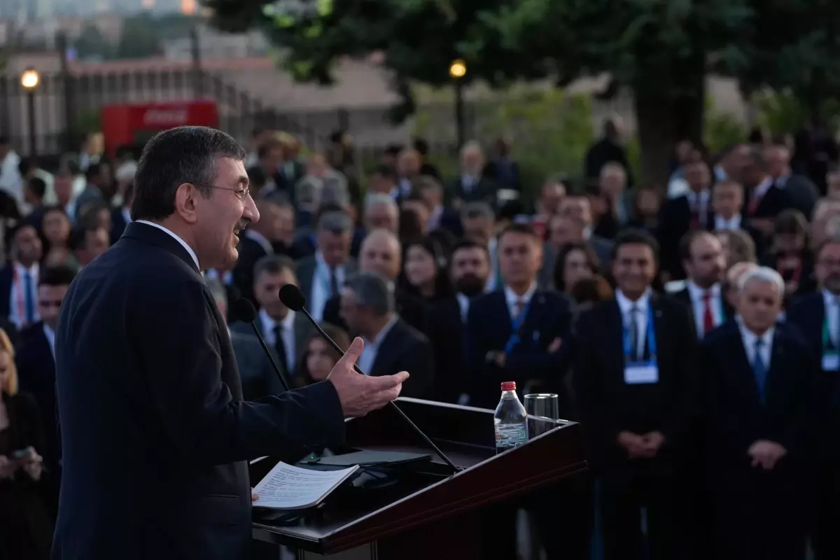 Cumhurbaskani Yardimcisi Yilmaz Enflasyonda Kesintisiz Azalma Bekleniyor