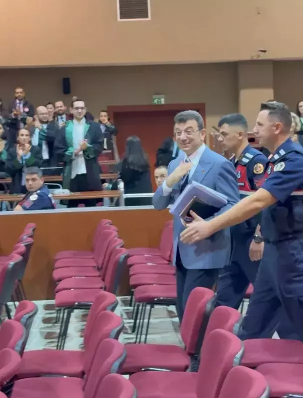 Değişimi gözlerden kaçmadı: İşte Ekrem İmamoğlu'nun son hali