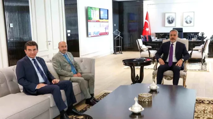 Disisleri Bakani Hakan Fidan OYAK Yetkililerini Kabul Etti