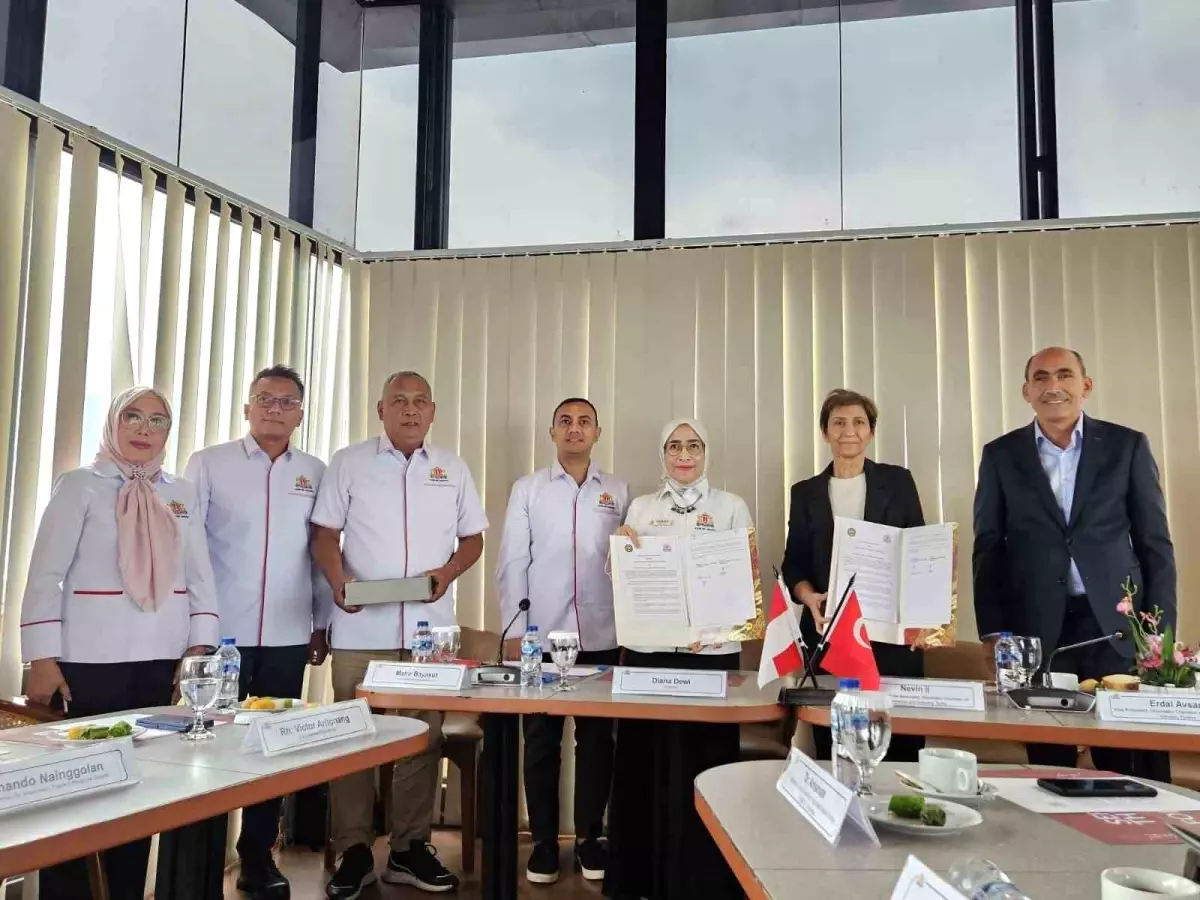 Diyarbakir Ekonomi Heyeti Endonezyada Temaslarda Bulundu